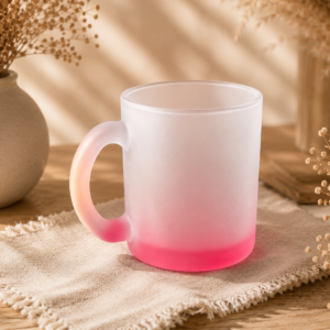 Satinierte Tasse mit Farbverlauf rot - personalisierbar